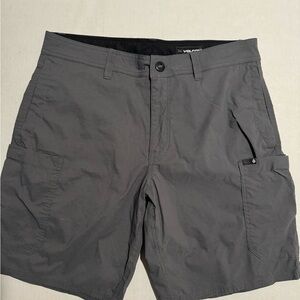 Volcom Skateboard‎ Sk8 Grey Moisture Wicking Shorts, Flat Front, Men's 34 #1159